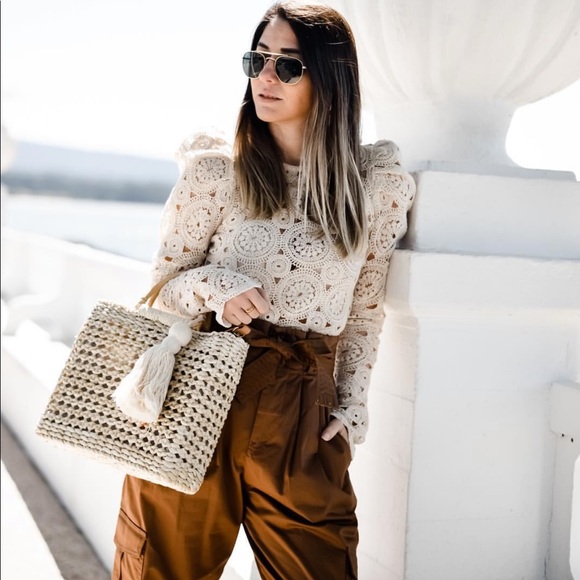 🎉HP🎉ZARA TEXTURE WEAVE BALLOON SLEEVES TOP - Picture 3 of 7